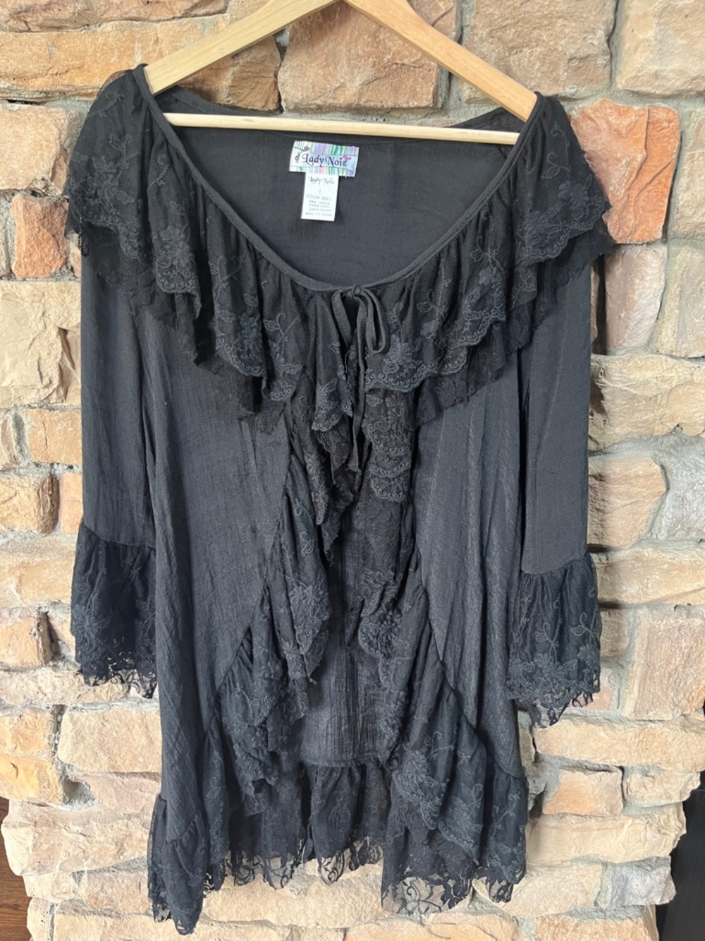 Lady Noiz Black Ruffled Lace Tunic Top